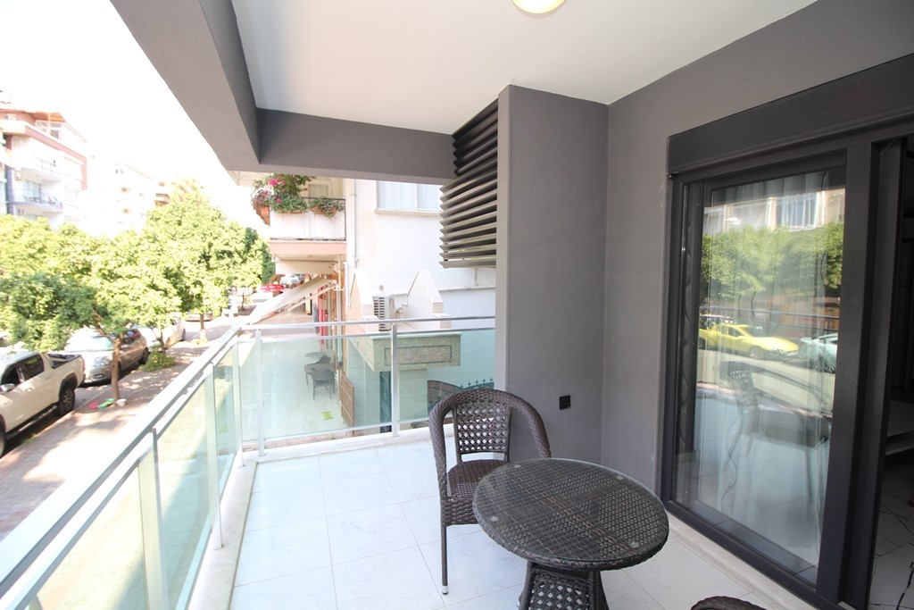 2+1 Apartment in the center of Alanya with rooftop relaxation area - Фото 5