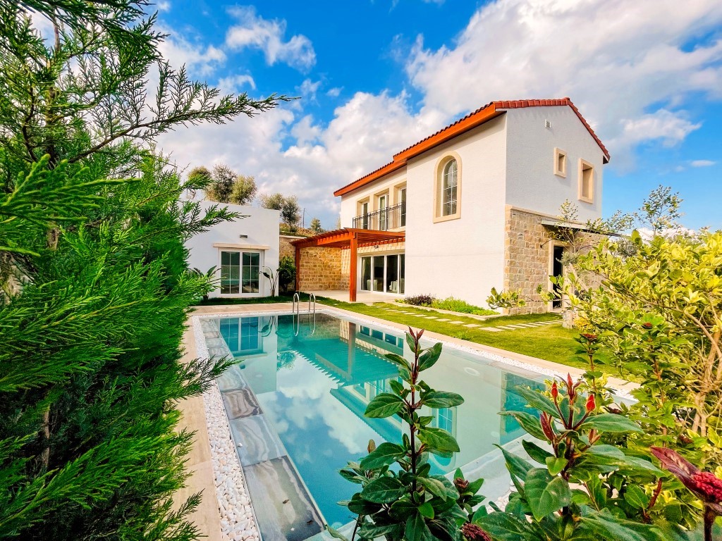 Luxury villas in Bodrum - a combination of traditional style and modern facilities on 42.800 m 2 - Фото 2