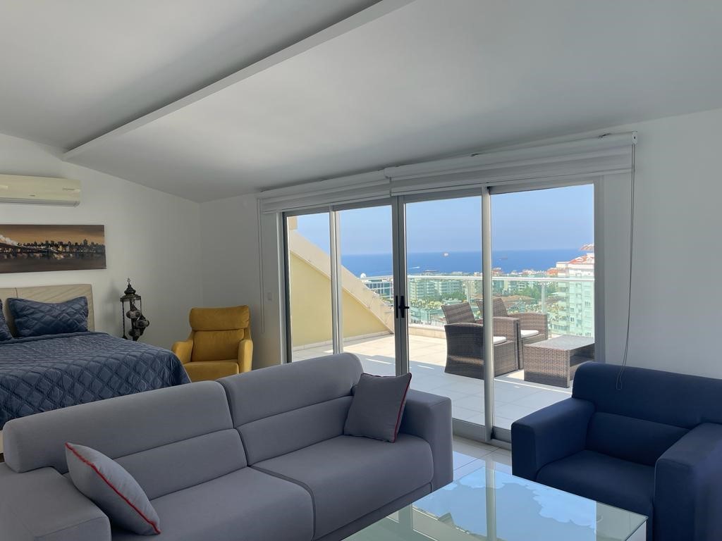 Spacious duplex apartment of 180 m2, with sea view (Cleopatra) - Foto 8