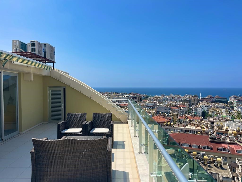 Spacious duplex apartment of 180 m2, with sea view (Cleopatra) - Фото 20