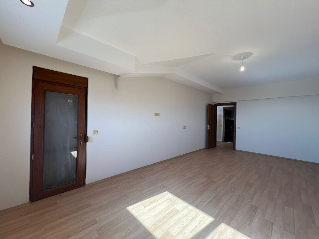 Spacious duplex on the 5th floor, with beautiful sea and city views, Center - Foto 14