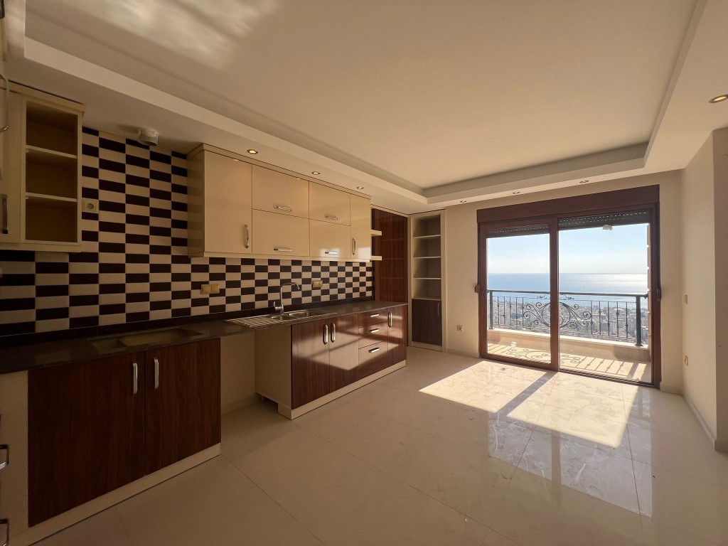 Spacious duplex on the 5th floor, with beautiful sea and city views, Center - Foto 3