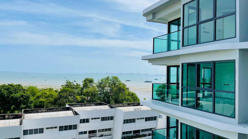 The Breeze Beach Side Pattaya with luxurious views of the Gulf of Thailand, Thailand - Фото 4