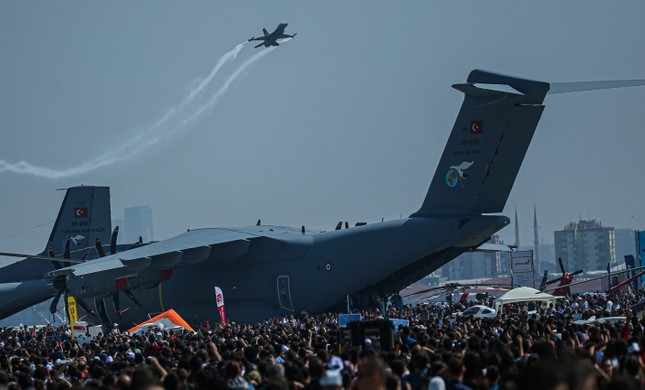 Istanbul hosts the International Aviation Festival